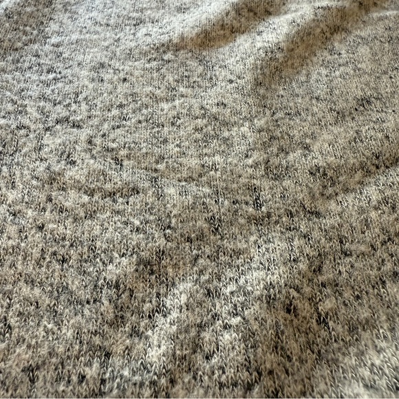 Apt. 9 Cozy Soft Sweater Top Gray Women Size Small Relax Fit Lightweight Buttons - Picture 9 of 10